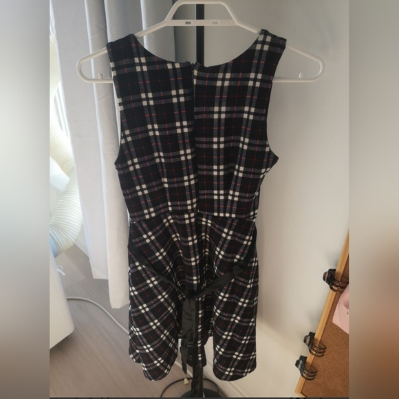 Checkered mini dress - Picture 2 of 3